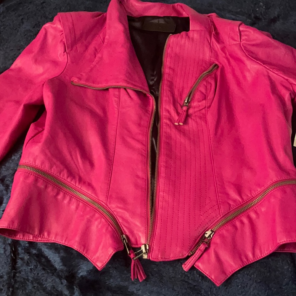 Women’s jacket brand new from Nordstrom‘s selling very stylish you will love it